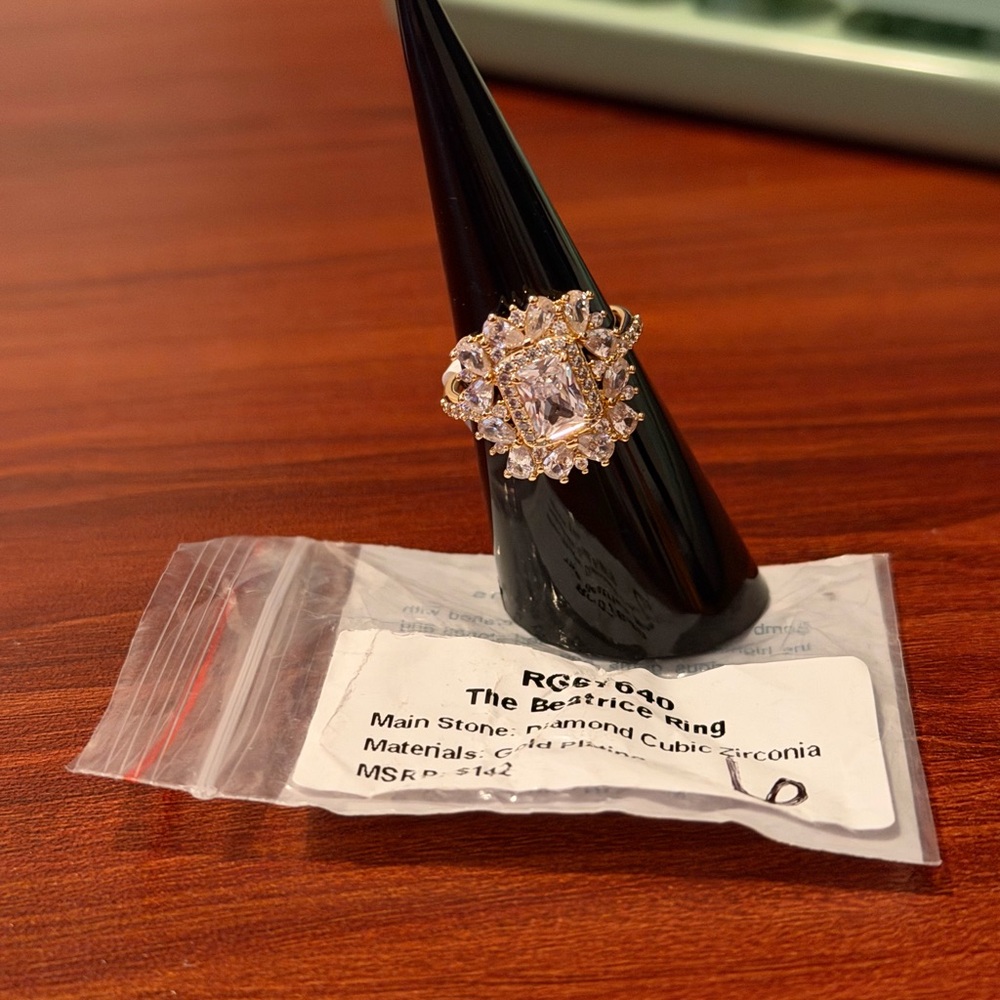 The Beatrice Ring